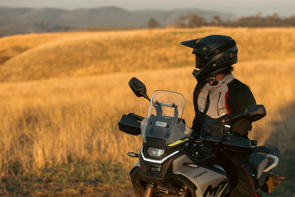 450mt-my24-gal2-1-1024x682